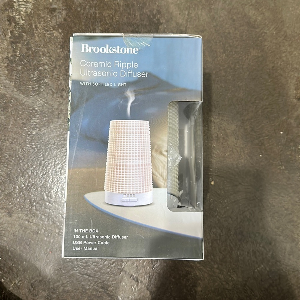 Ceramic ripple ultrasonic diffuser